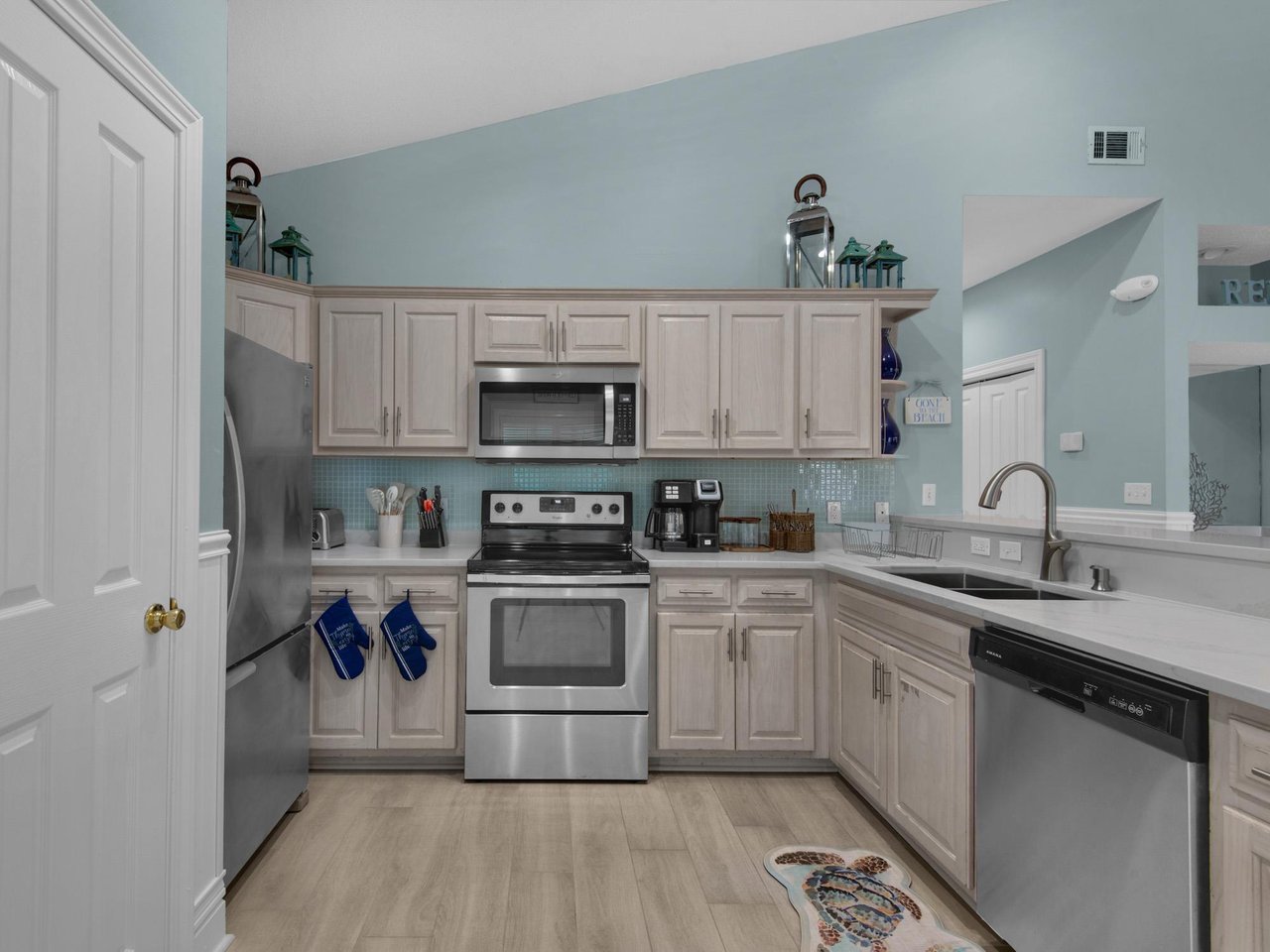Kitchen with Plenty of Space for Cooking Meals