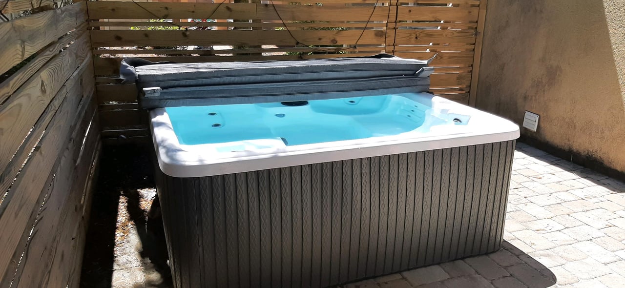 Private Hot Tub
