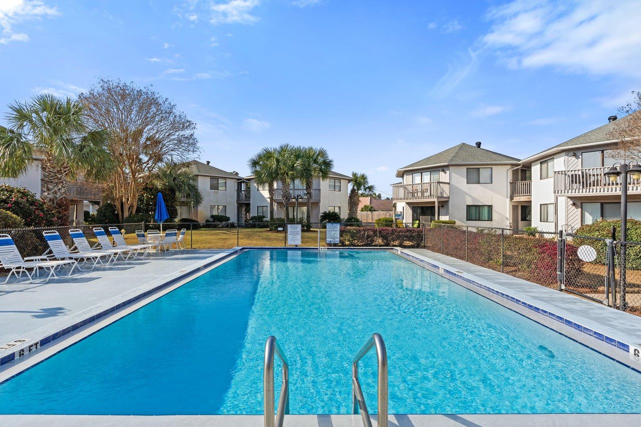 Community Pool 1 of 2