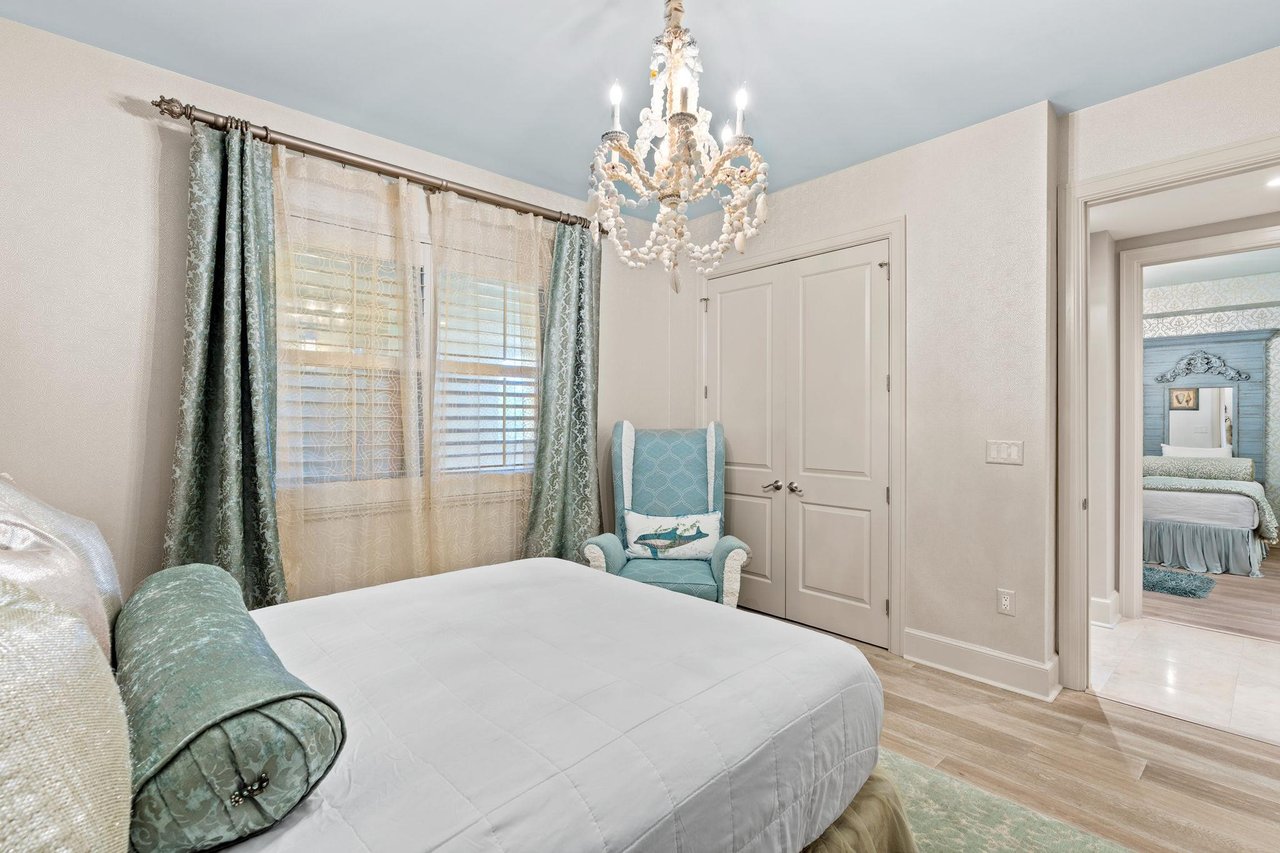 Sitting Chair in Bedroom 3