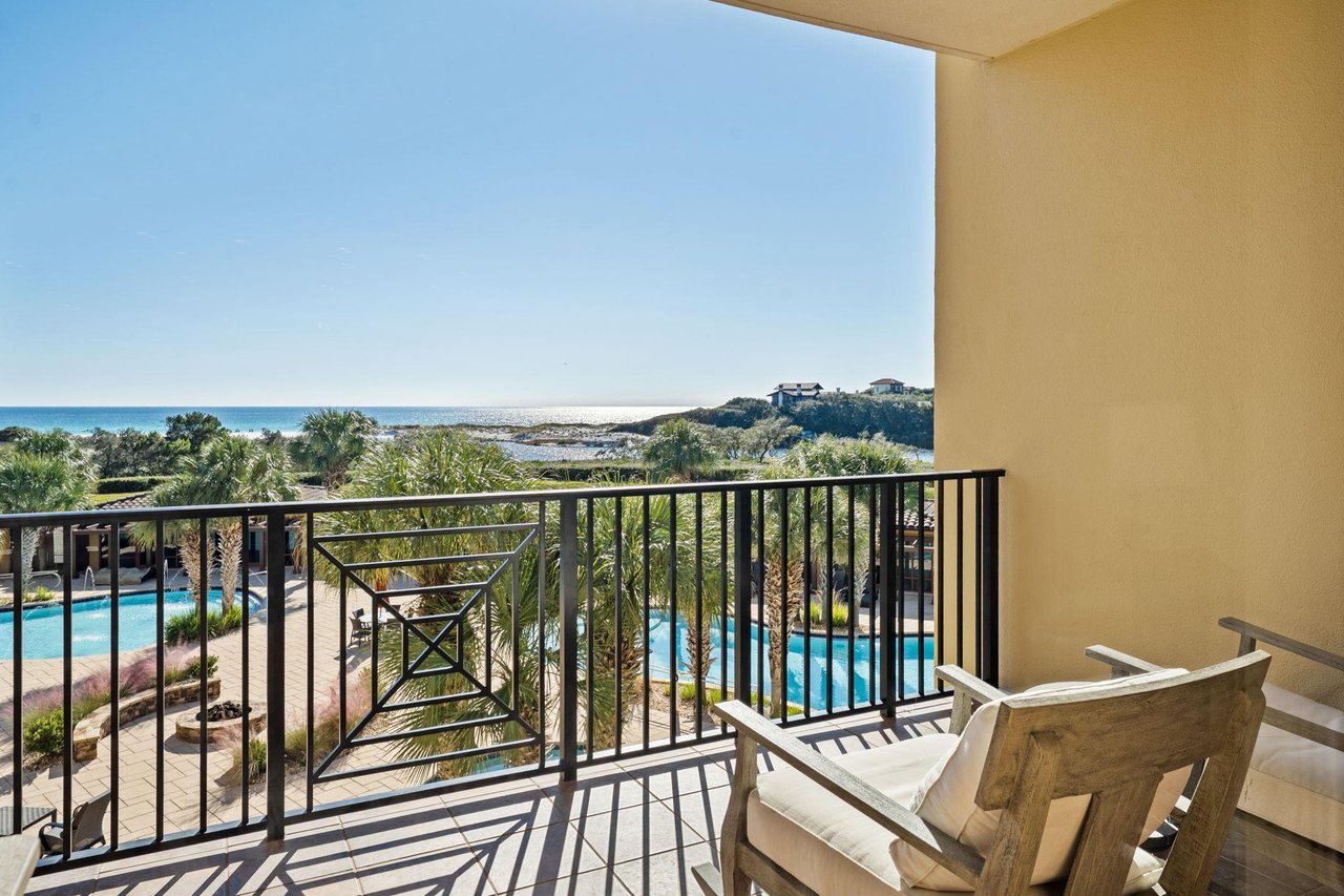 Gorgeous view overlooking the Gulf and Redfish Lake.