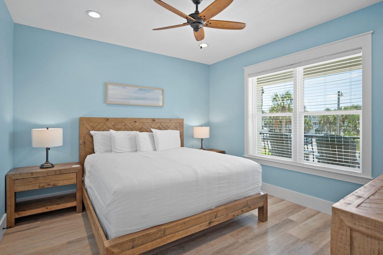 Bedroom 5 on 2nd Fl with King Bed