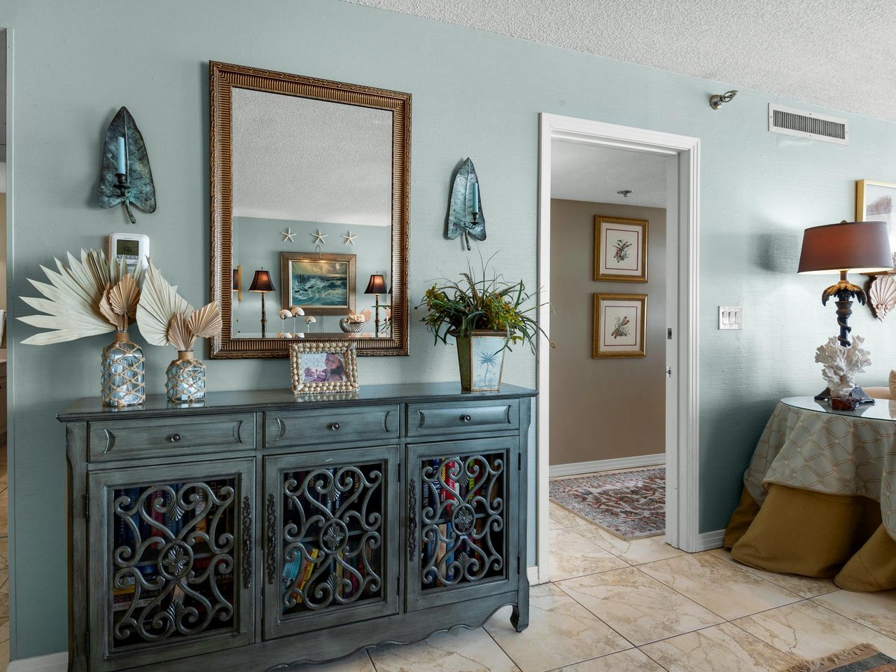 Entry to Bedroom 1