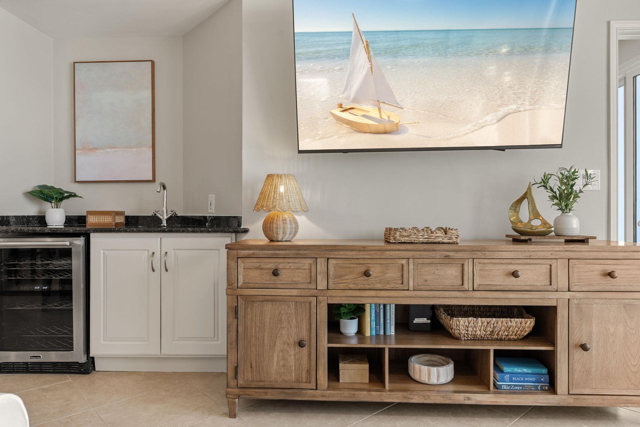 Comfortable coastalthemed retreat is ready for your vacation.