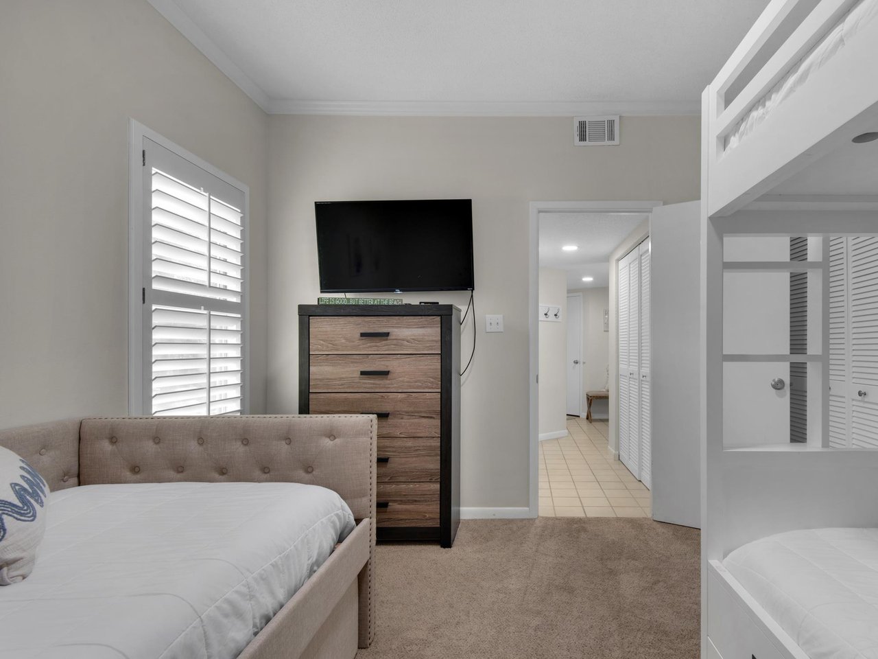 Bedroom 2 with Flat Screen TV