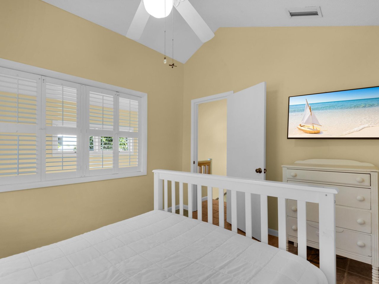 Bedroom 2 With Flat Screen TV