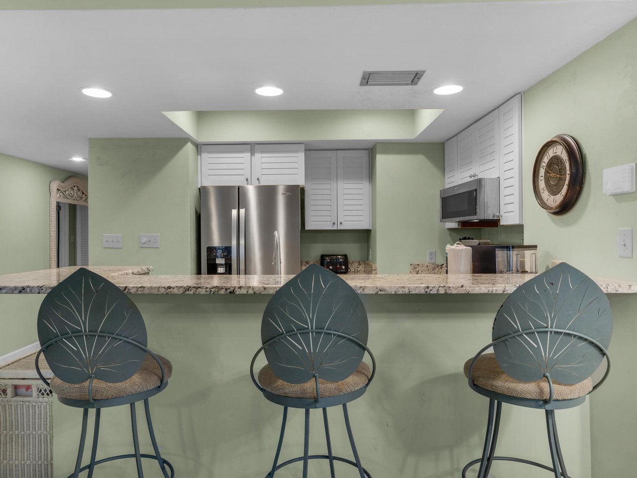 Breakfast Bar With Extra Seating