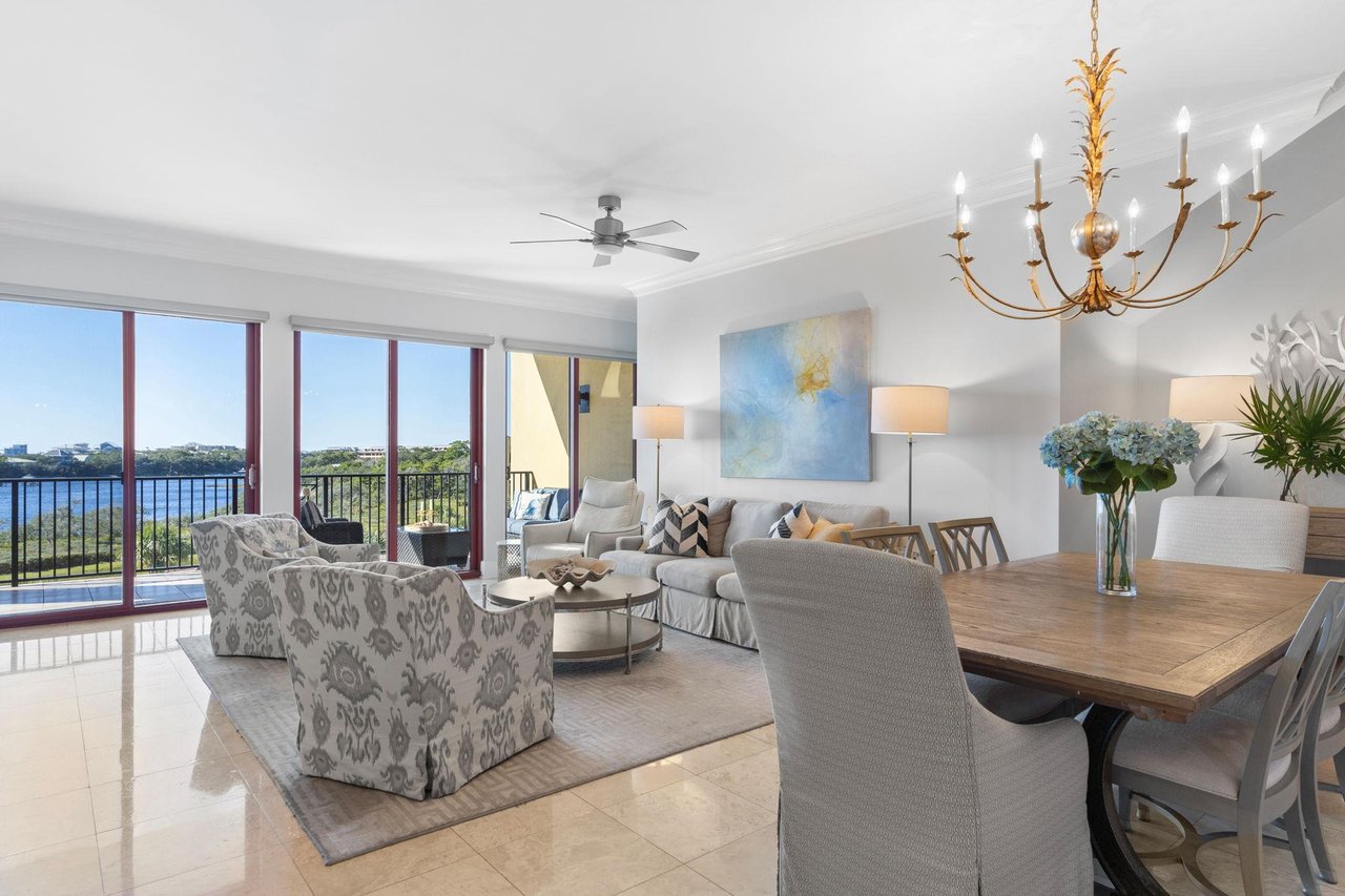 Luxurious Open Concept Living