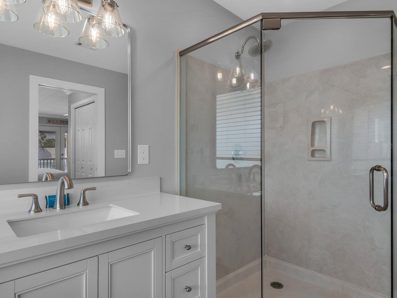 Modern bathroom