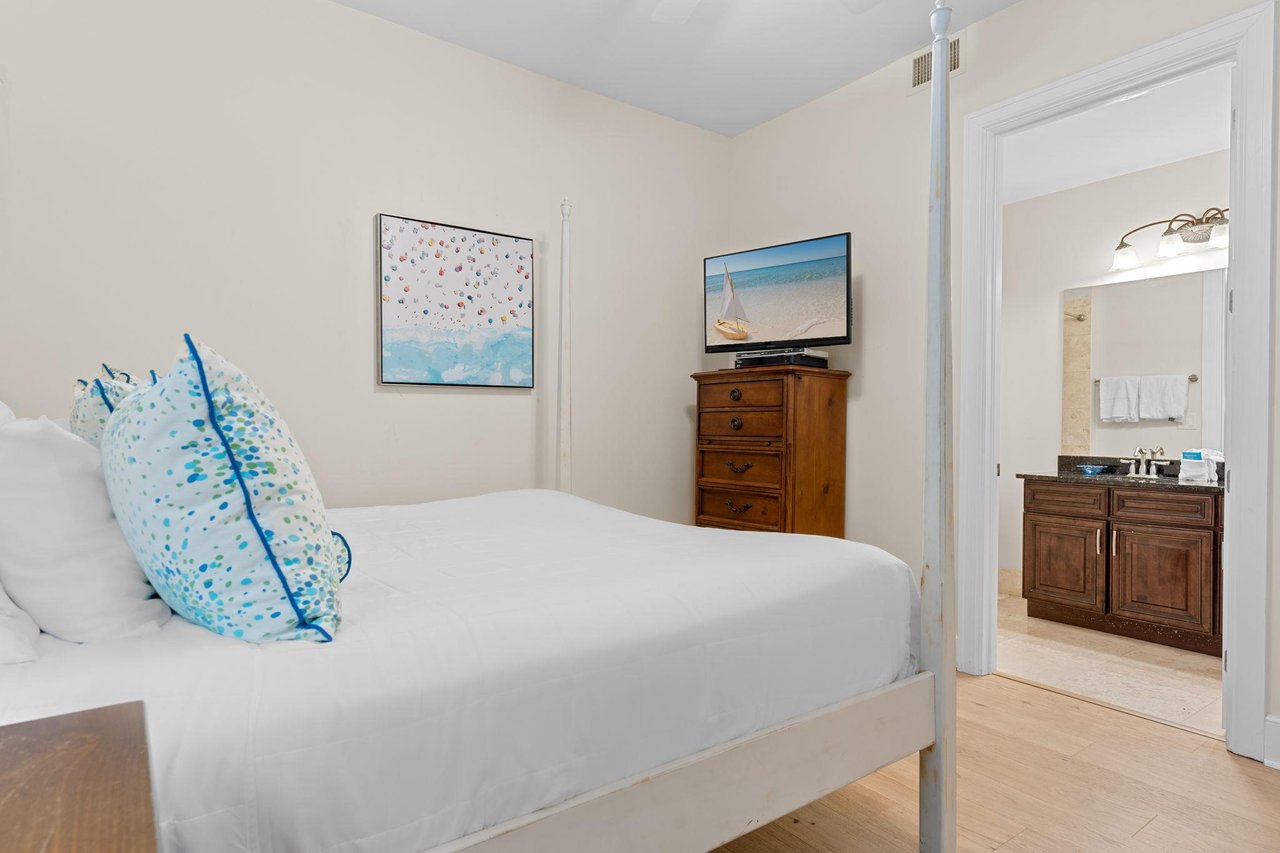 Bedroom 2 with King Bed and EnSuite