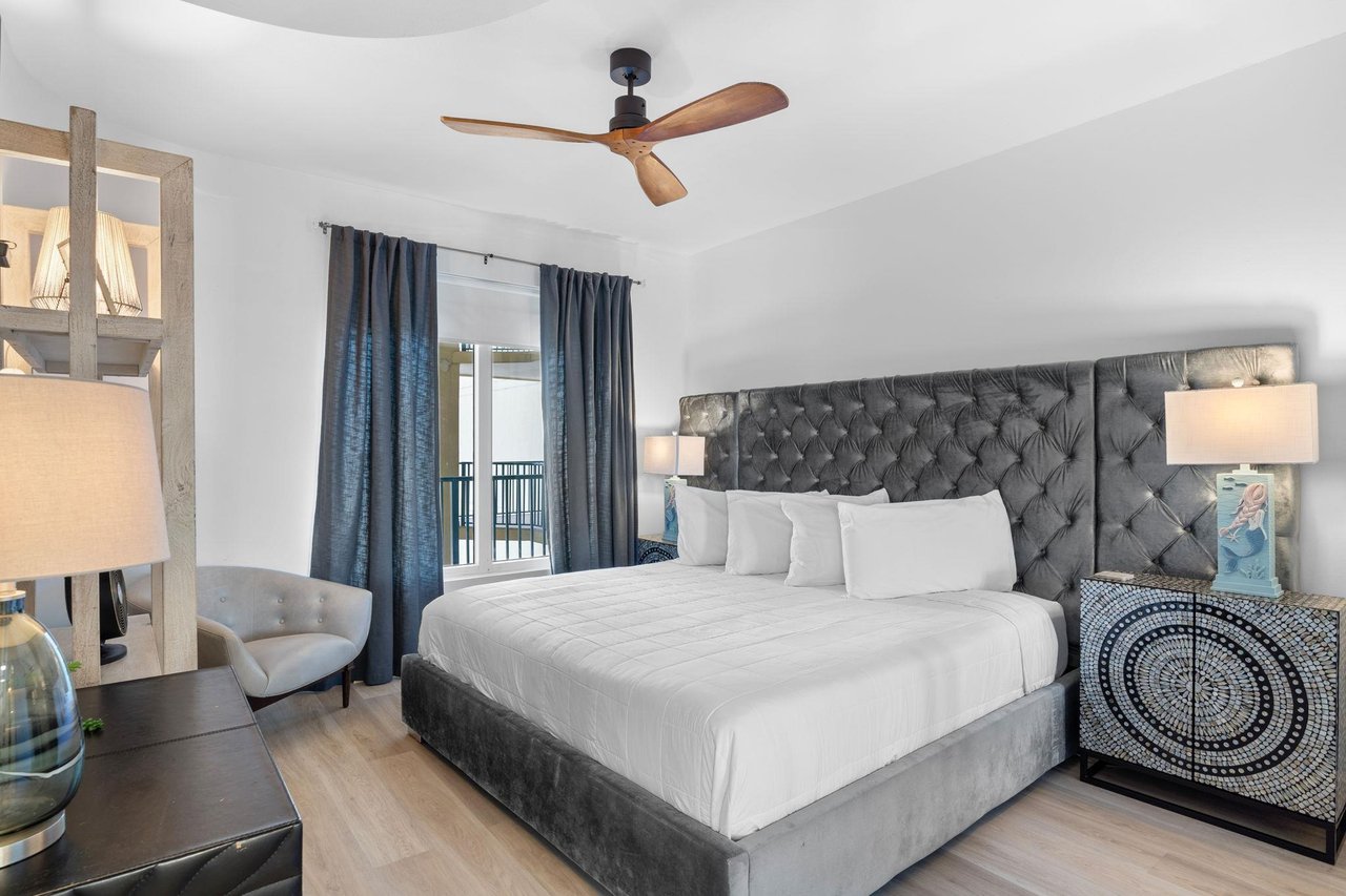 King Bedroom 2