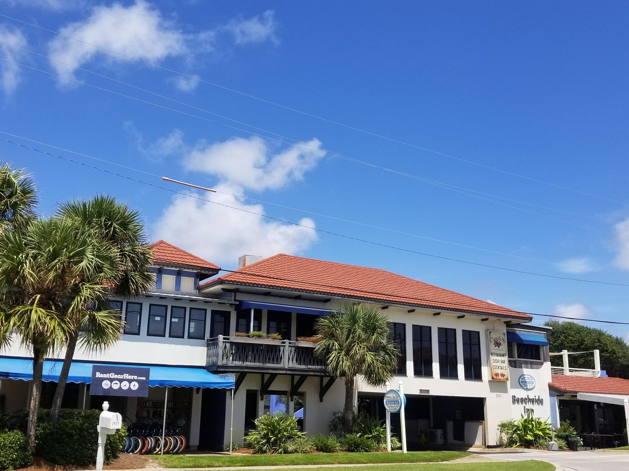 673543 Beachside Inn Exterior