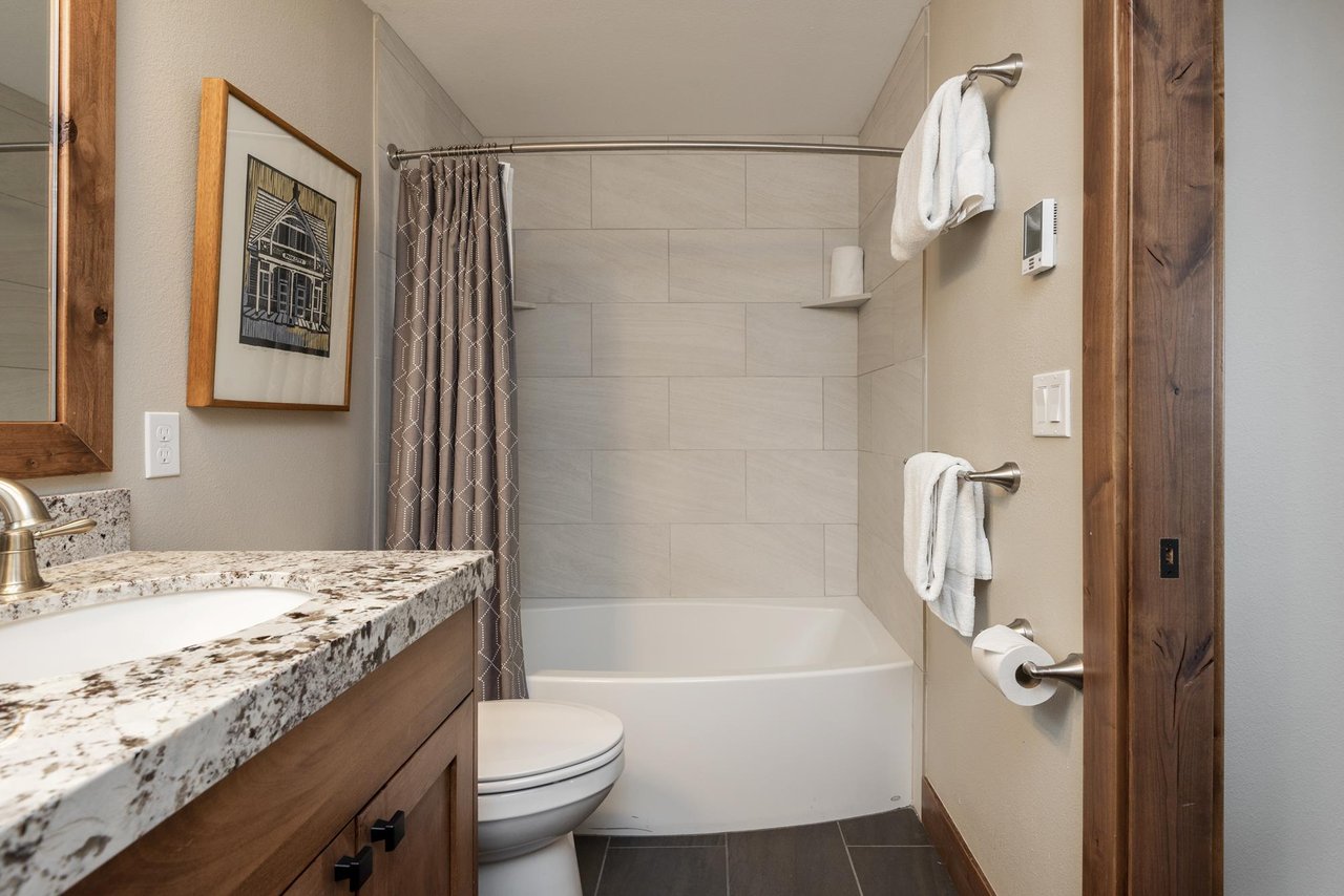 Main bathroom