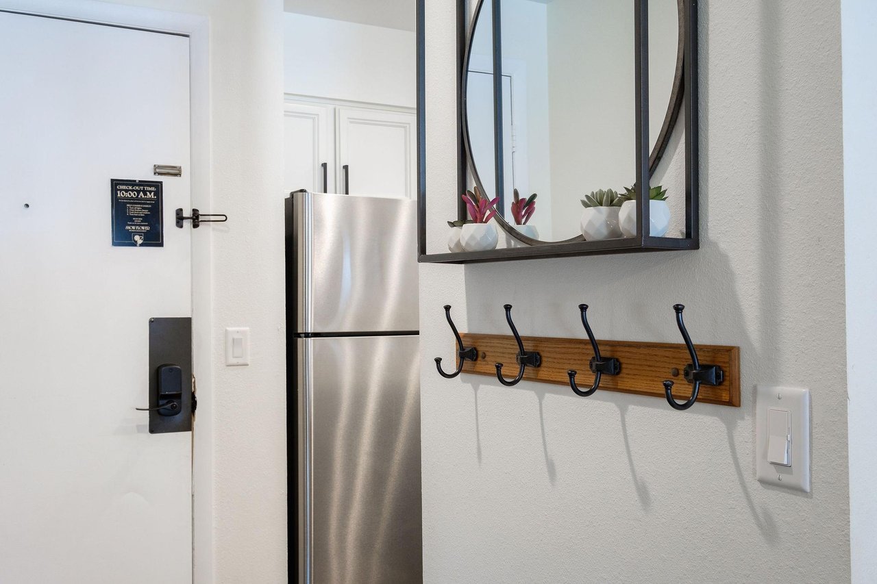 Coat rack in the entryway