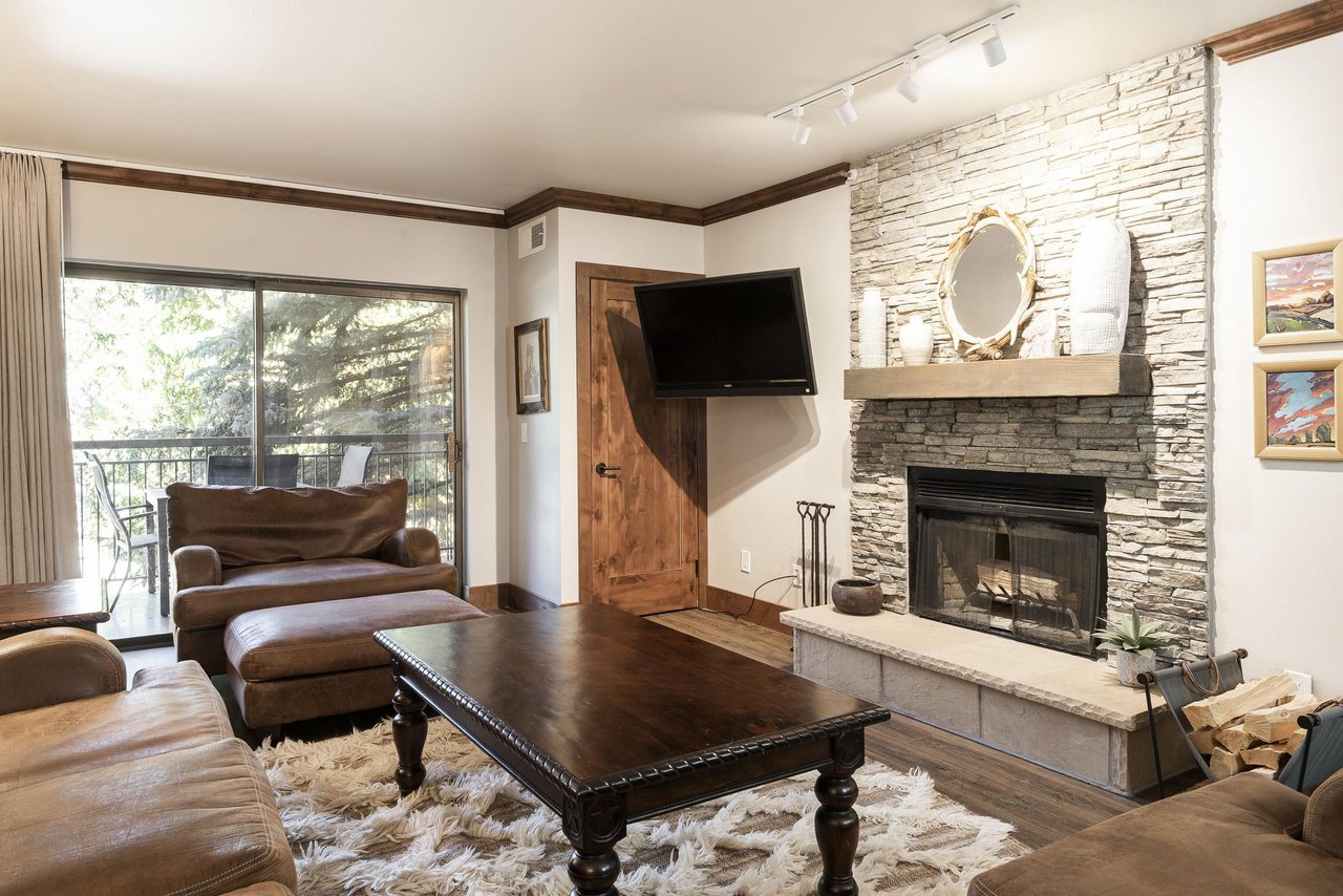 Living room with fireplace