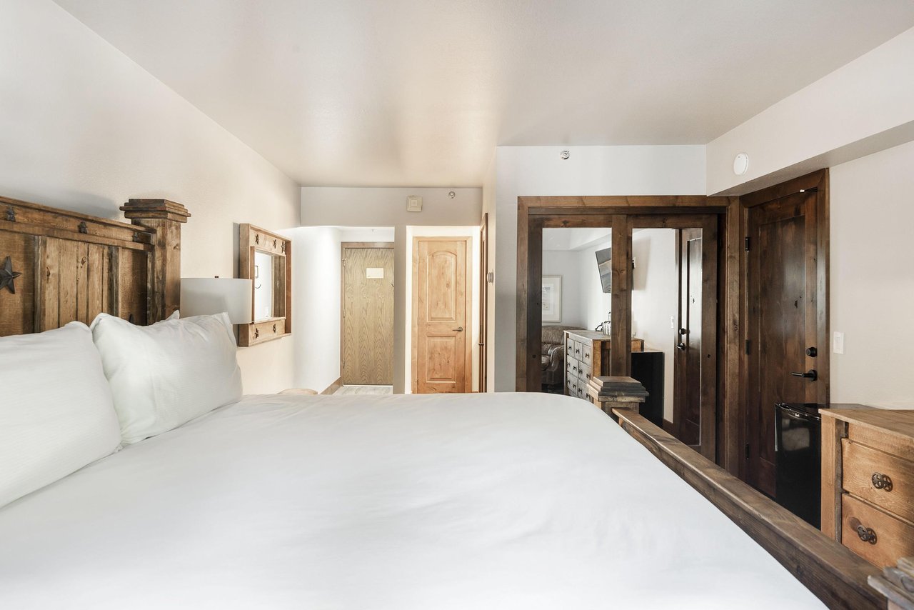 Main bedroom