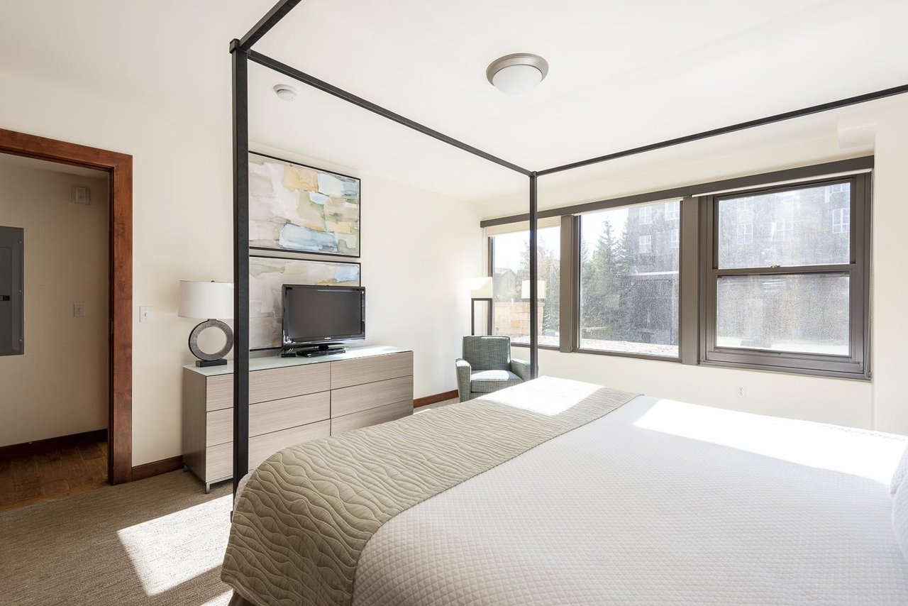 Main bedroom