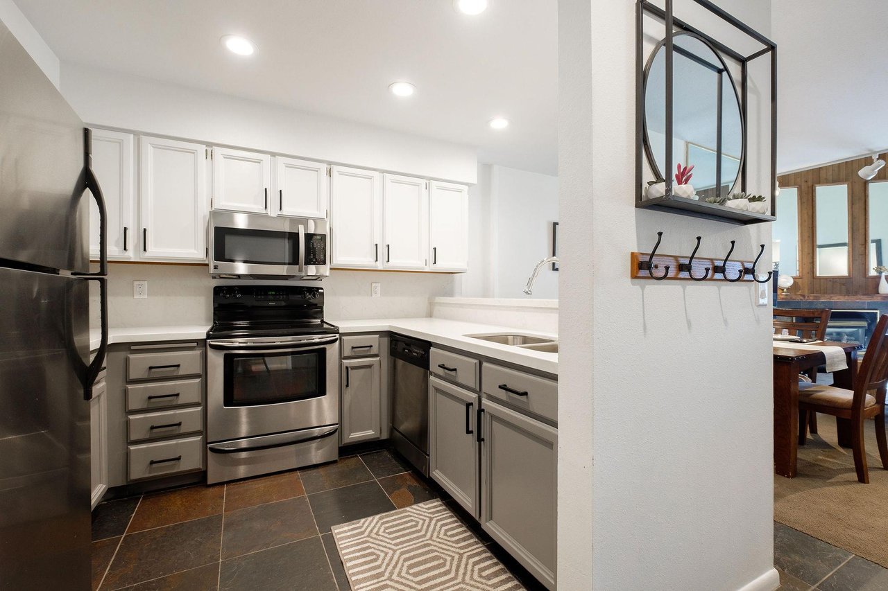 Fully equipped kitchen