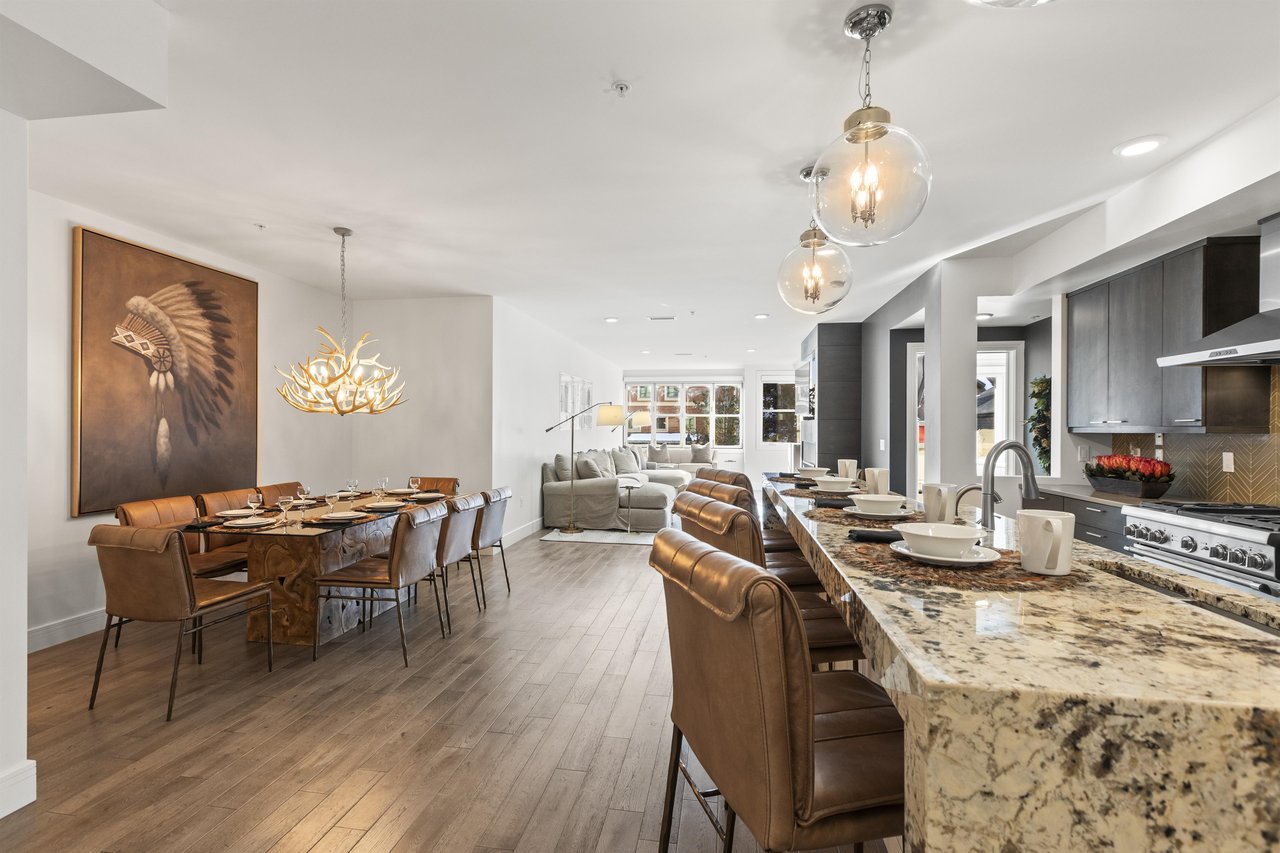 Rio Grande 203 has a spacious open concept kitchen, dining, and living area.