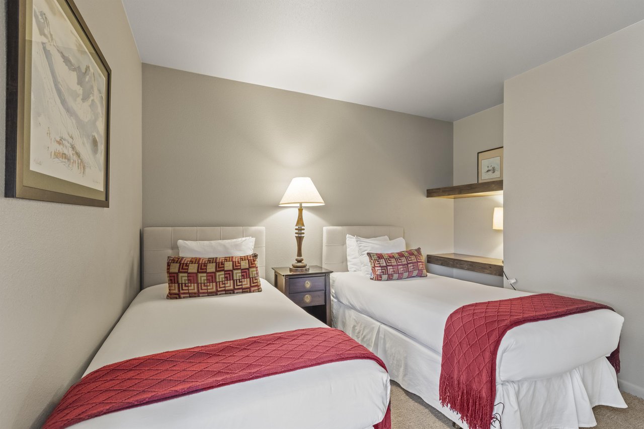 The second bedroom has two twin beds that can be made into a king size bed with 24hours advanced notice.