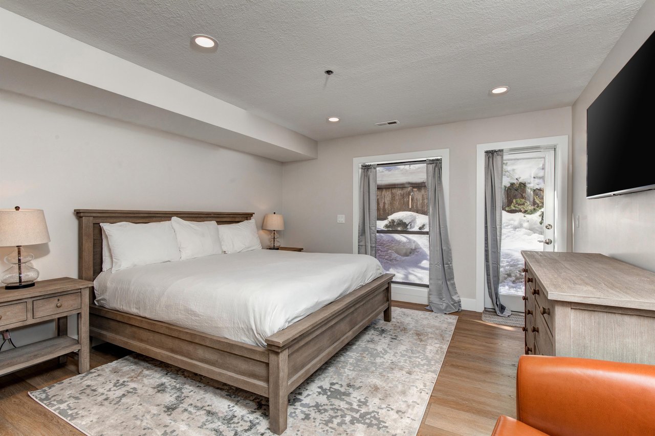 The main suite offers a king size bed and well appointed furniture.