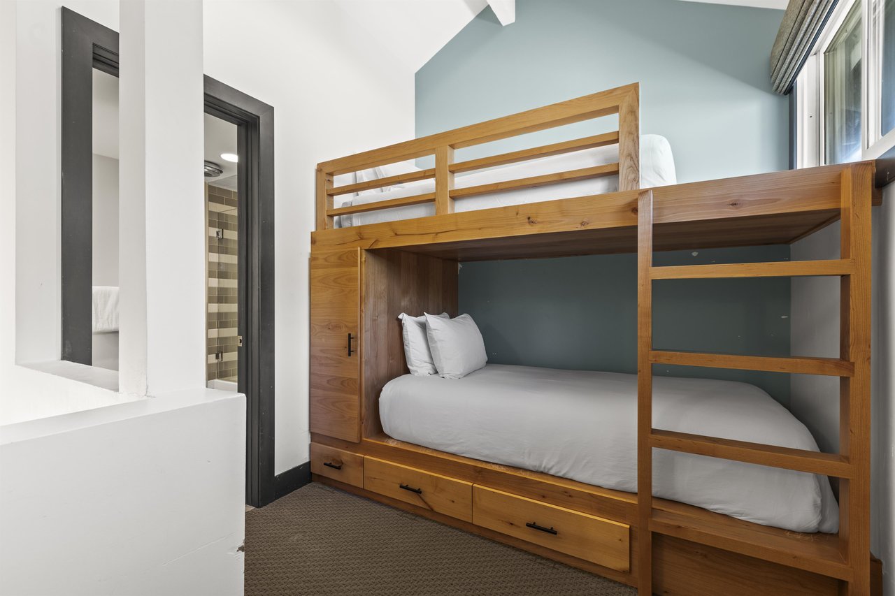 The loft offers a twin size bunk bed.