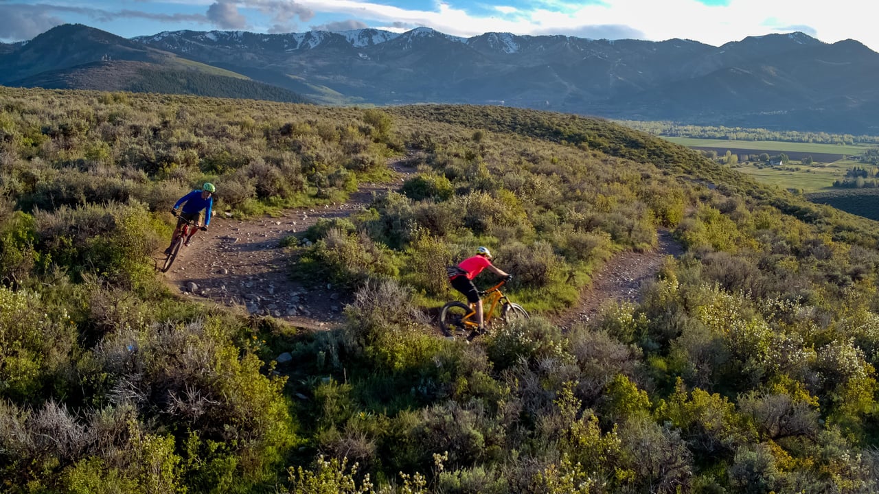78551 All Seasons Adventures Why Fall Is A Great Season For Mountain Biking
