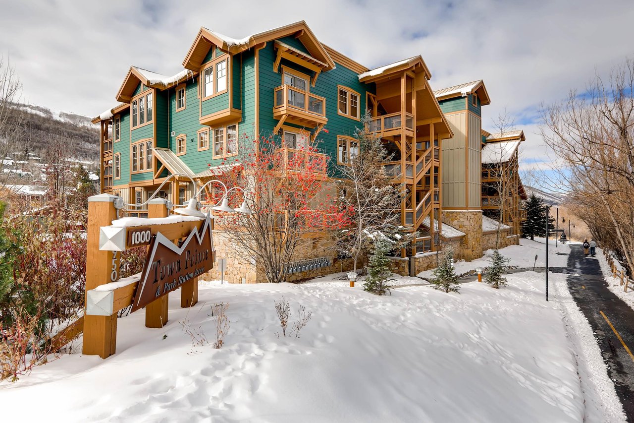 ParkCityLodging_TownPointeC201_Exterior