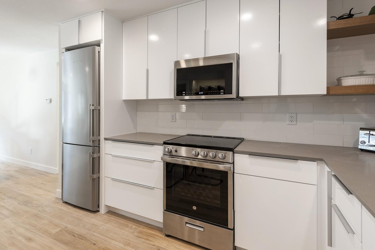 New appliances throughout