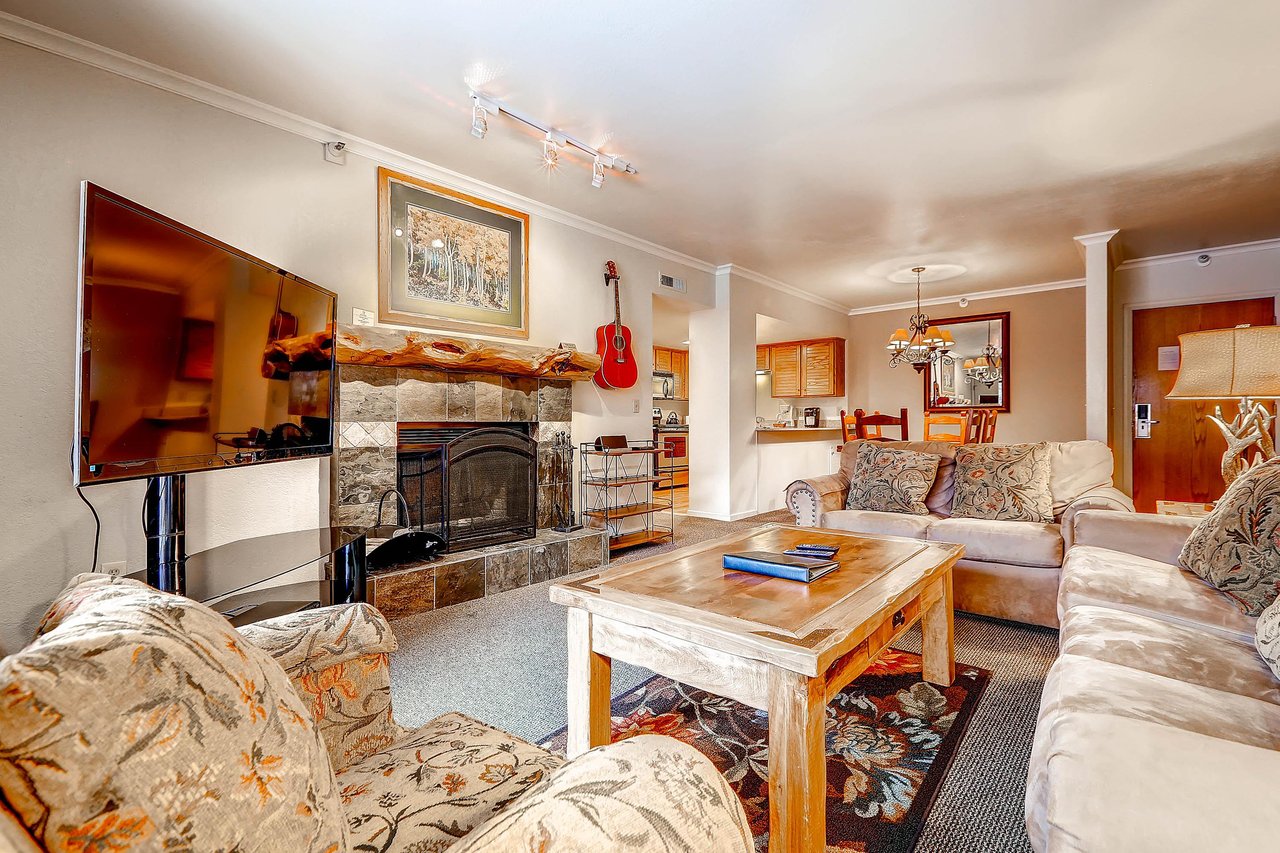 Park Station 236 has comfortable furnishings, wood burning fireplace, and flat screen TV.