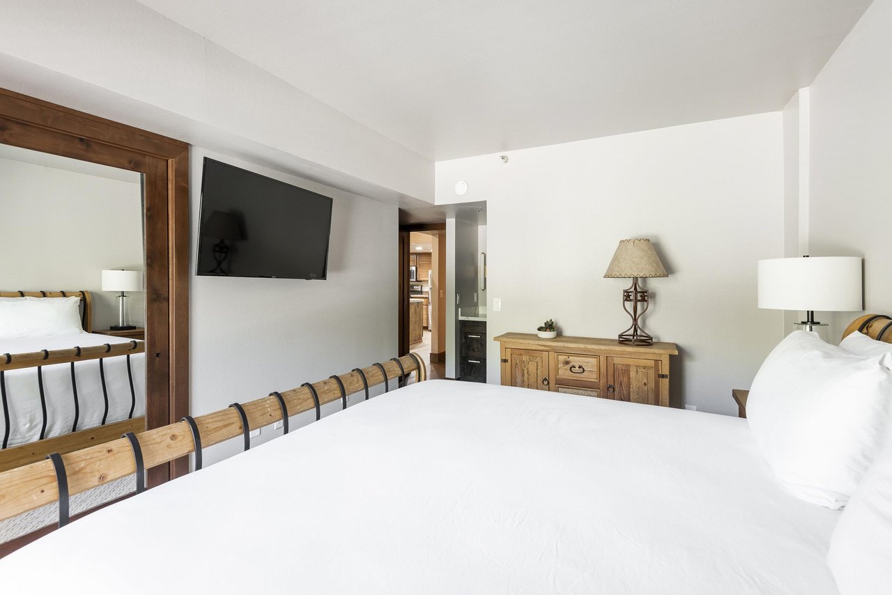 King bedroom