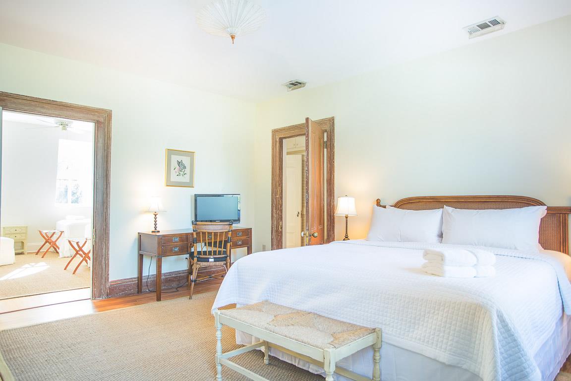 Both bedrooms on the second floor can open up to each other.