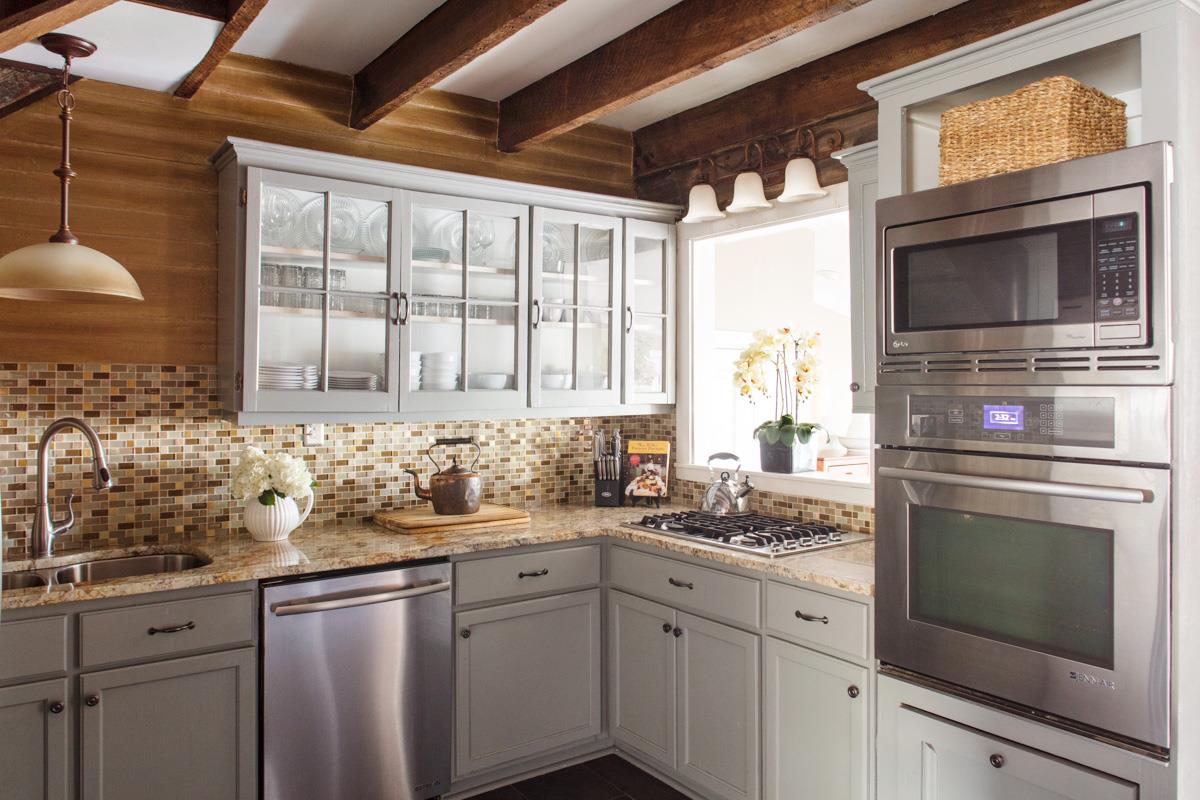 8086