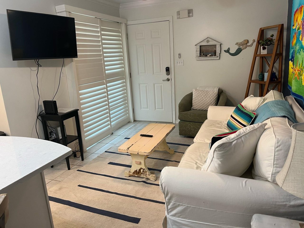 Beachside Villas 412 3