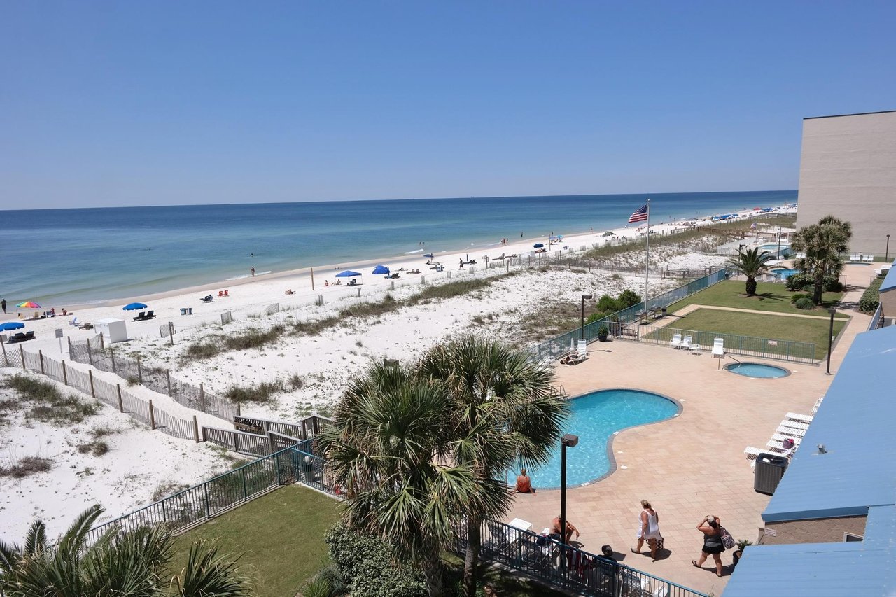 Surf Side Shores 2401 1