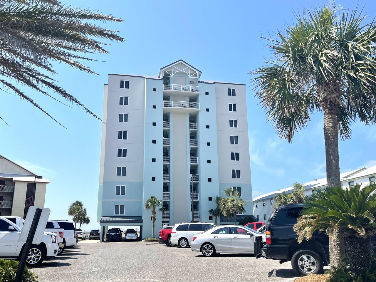 Tropic Isle 805 2