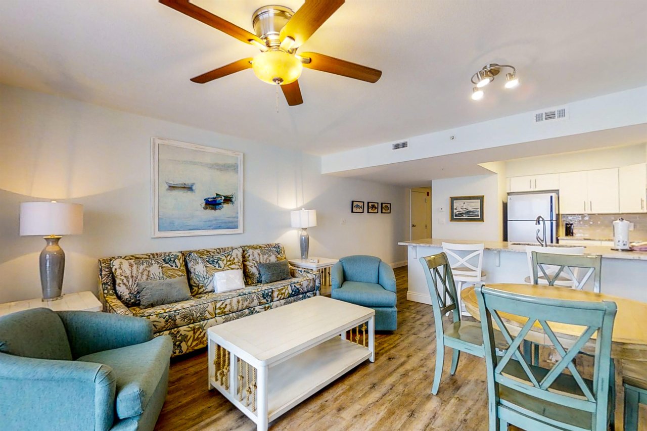 Pelican Beach Resort 705 4