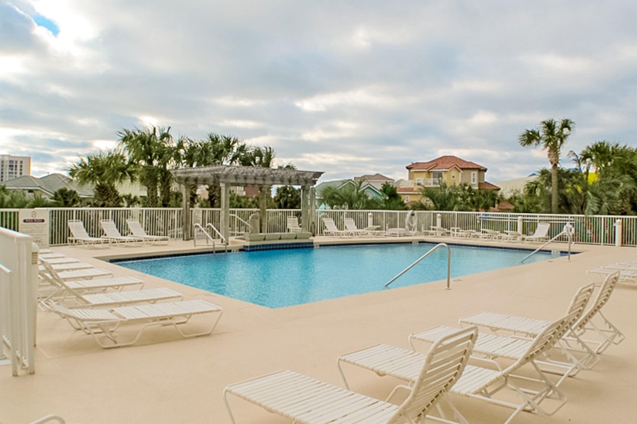 The Terrace at Pelican Beach 1401 2