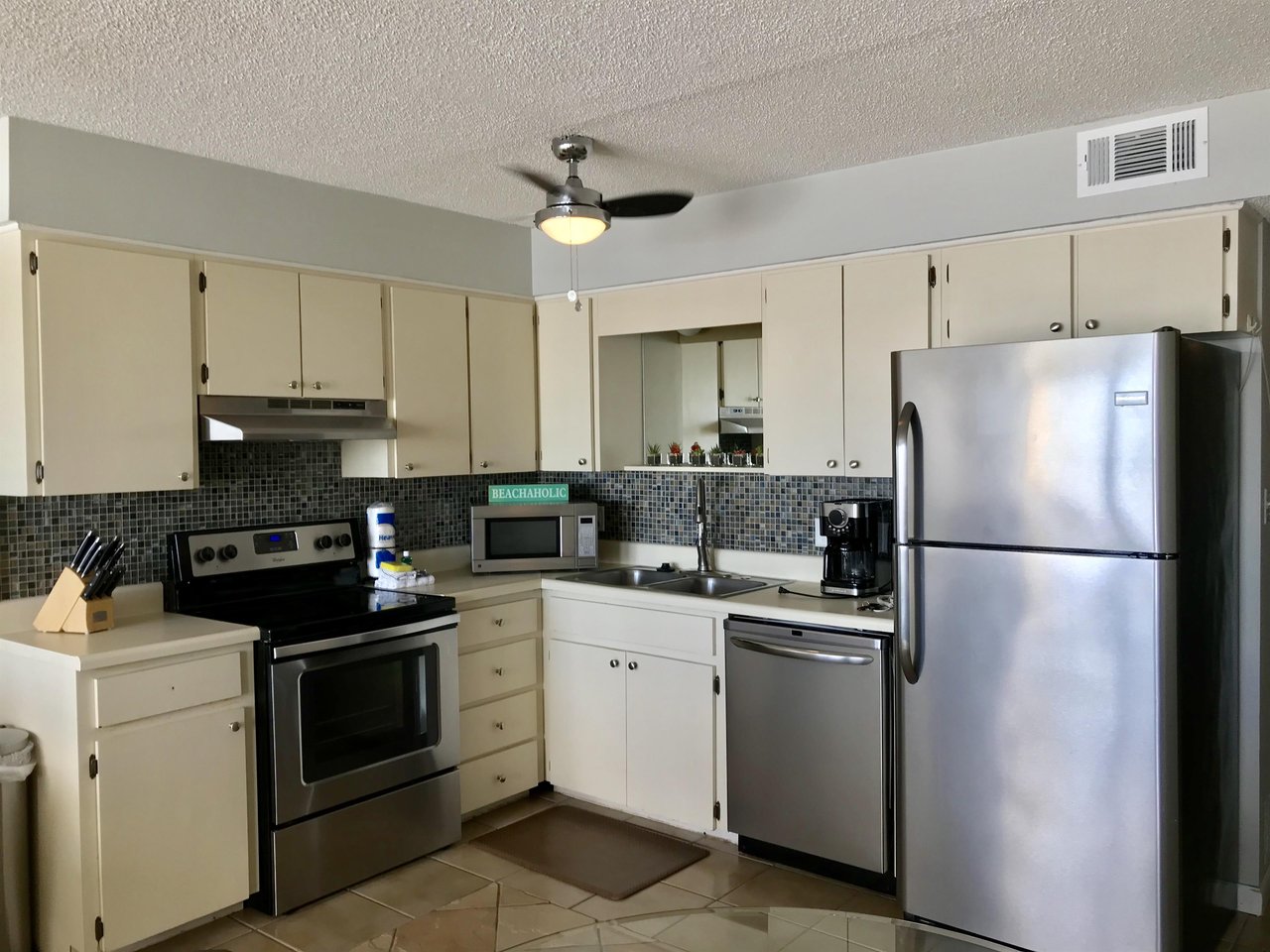 Island Shores 559 4