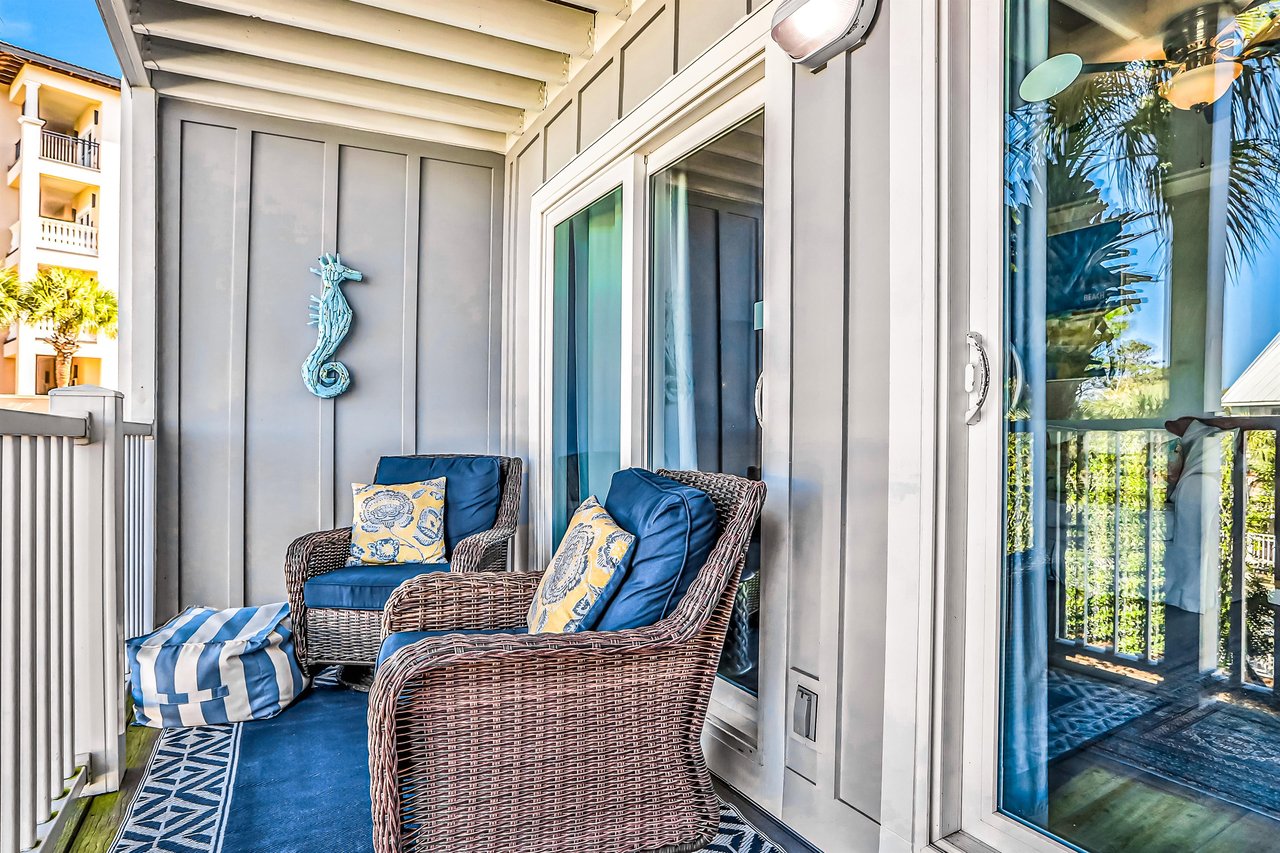 Sea Bluff Townhomes 10  Crazy Toes 2