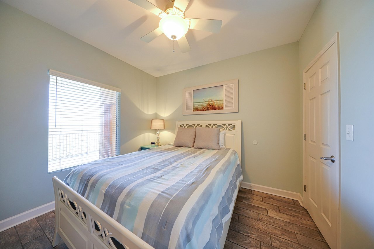 Splash Resort 1402E 5