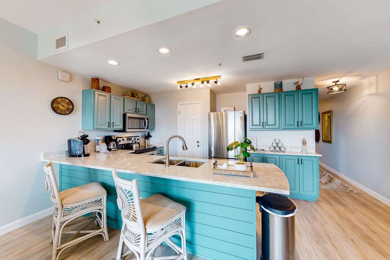 402 Beach Resort 5