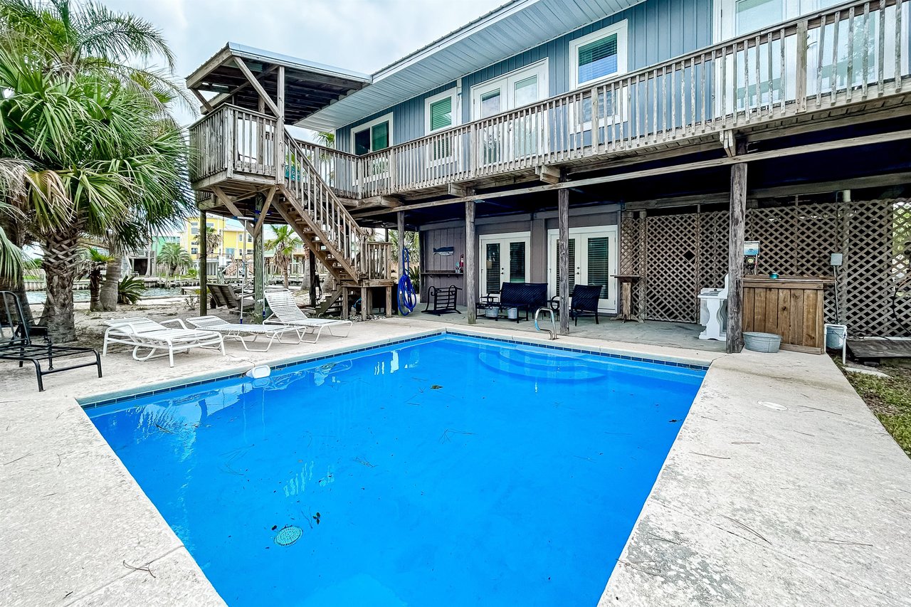 Bay Paradise 1