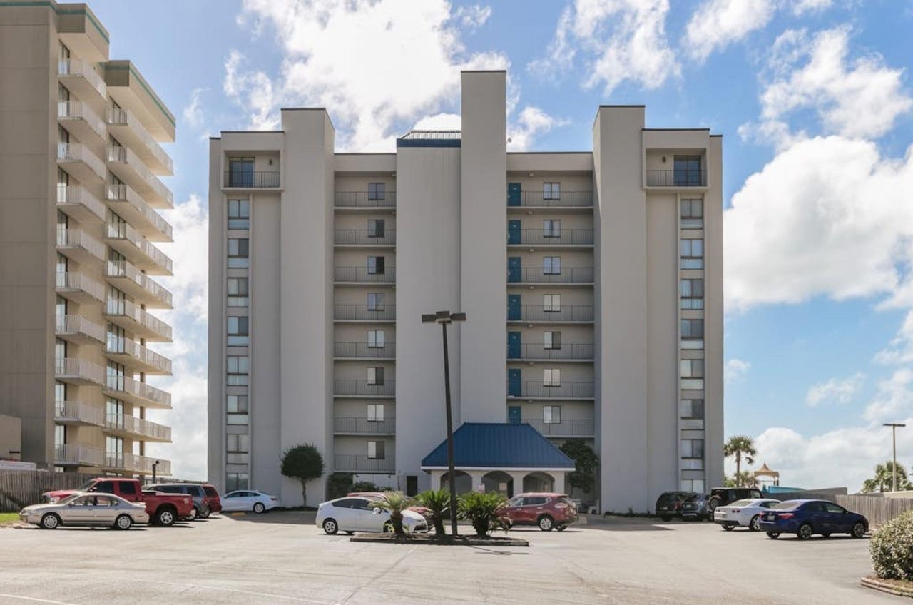 View from the parking lot of Romar Tower in Orange Beach Alabama