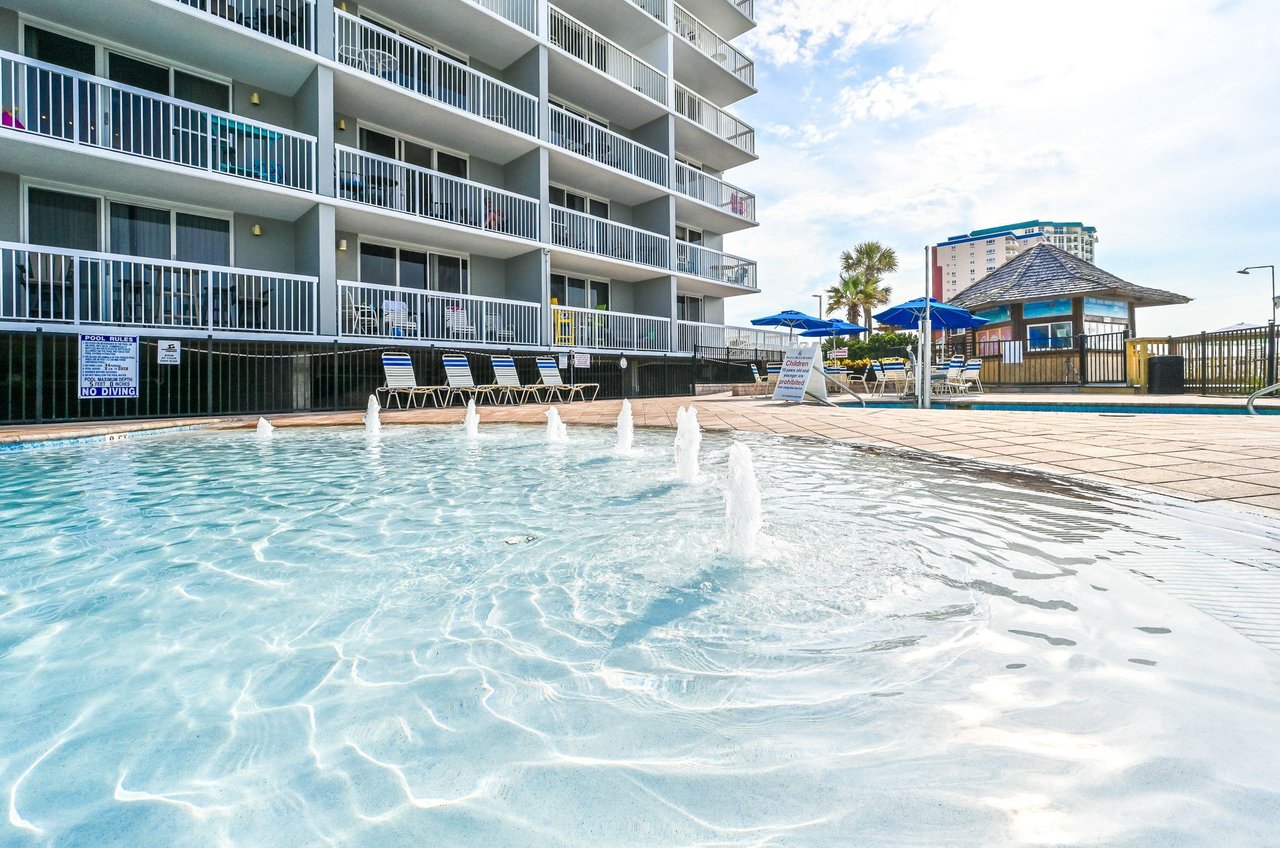 The zeroentry pool features water spouts