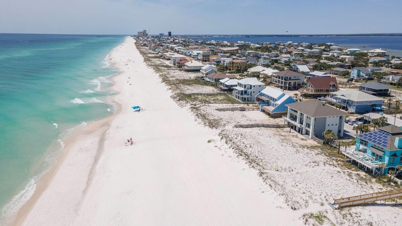 Beachfront vacation  homes in Pensacola Beach Florida