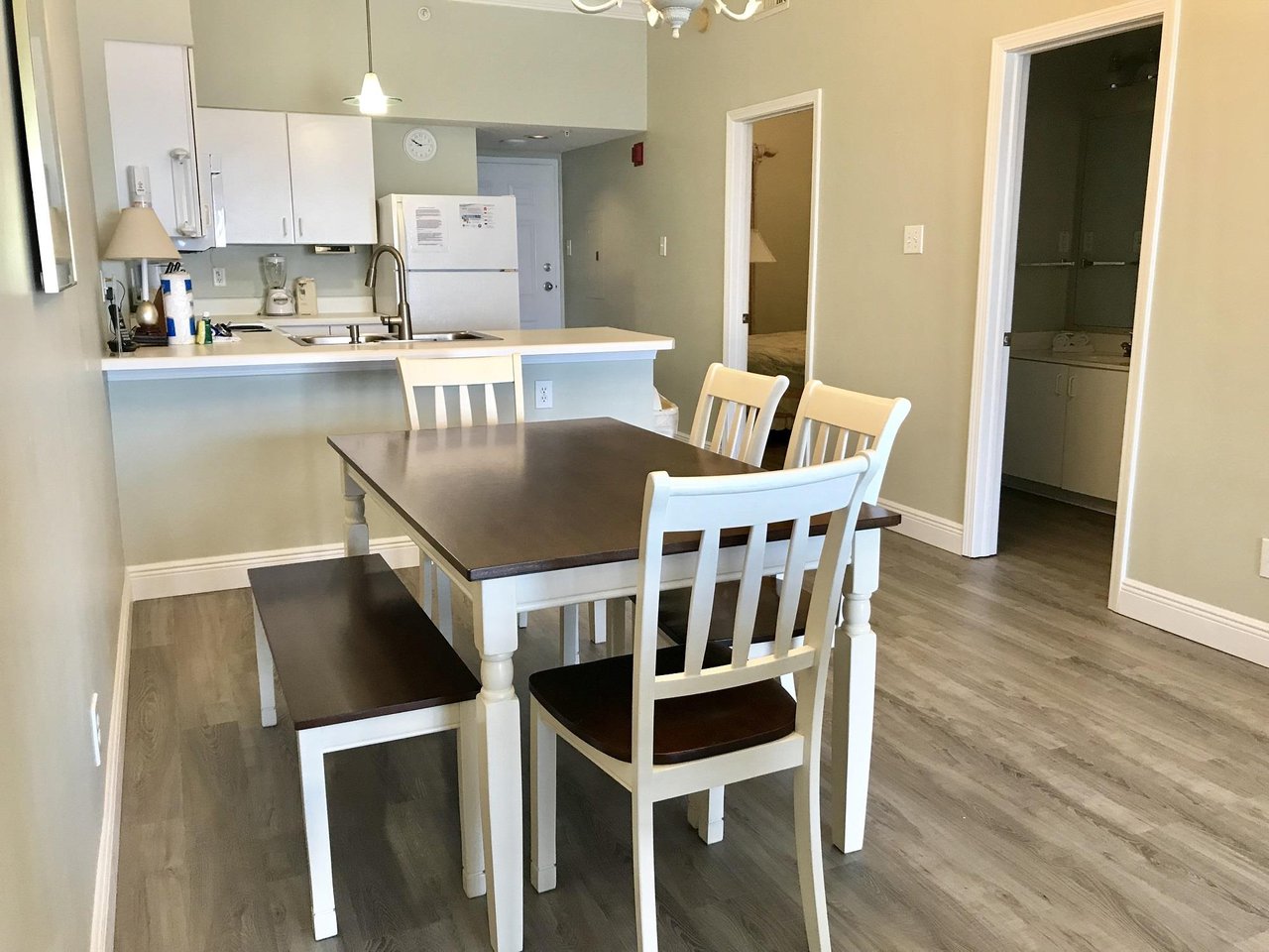 Royal Palms 1305 5