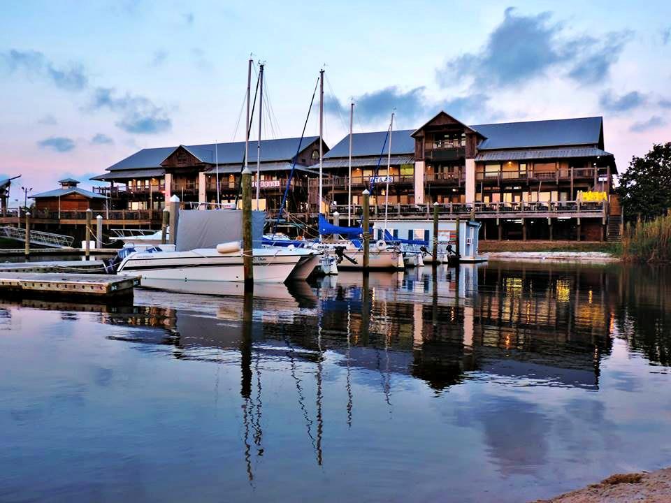 58666 Pensacolafishhouseandatlasexteriors