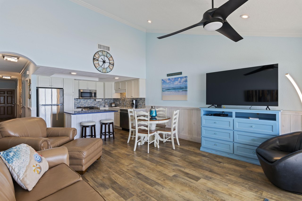 Destin Beach Club 302 4