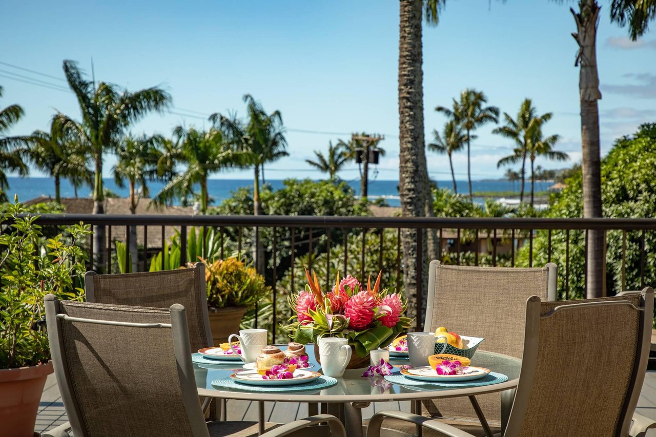 Dine in paradise while taking in the tropical beauty